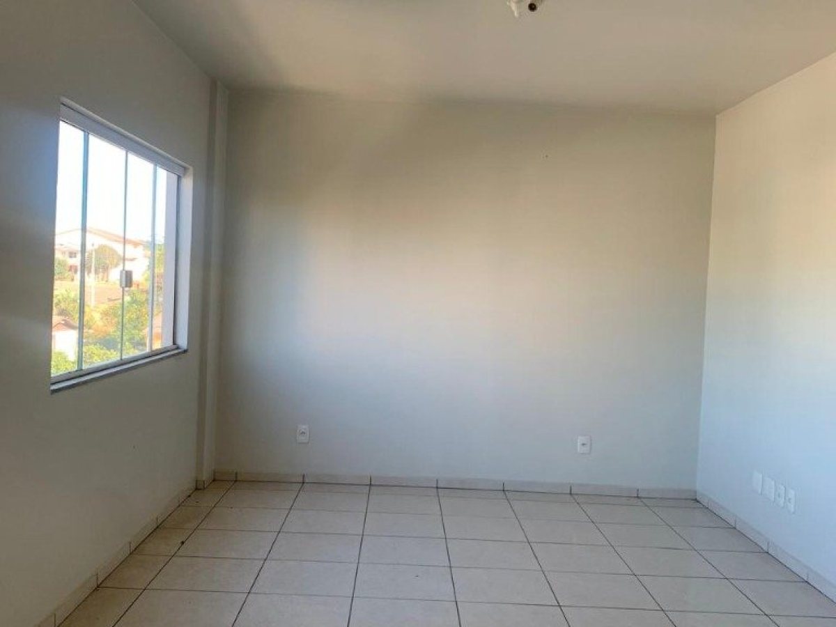 Apartamento com 80m², 2 dormitórios, Nao suíte, 1 vaga, no bairro Bosque em Marau