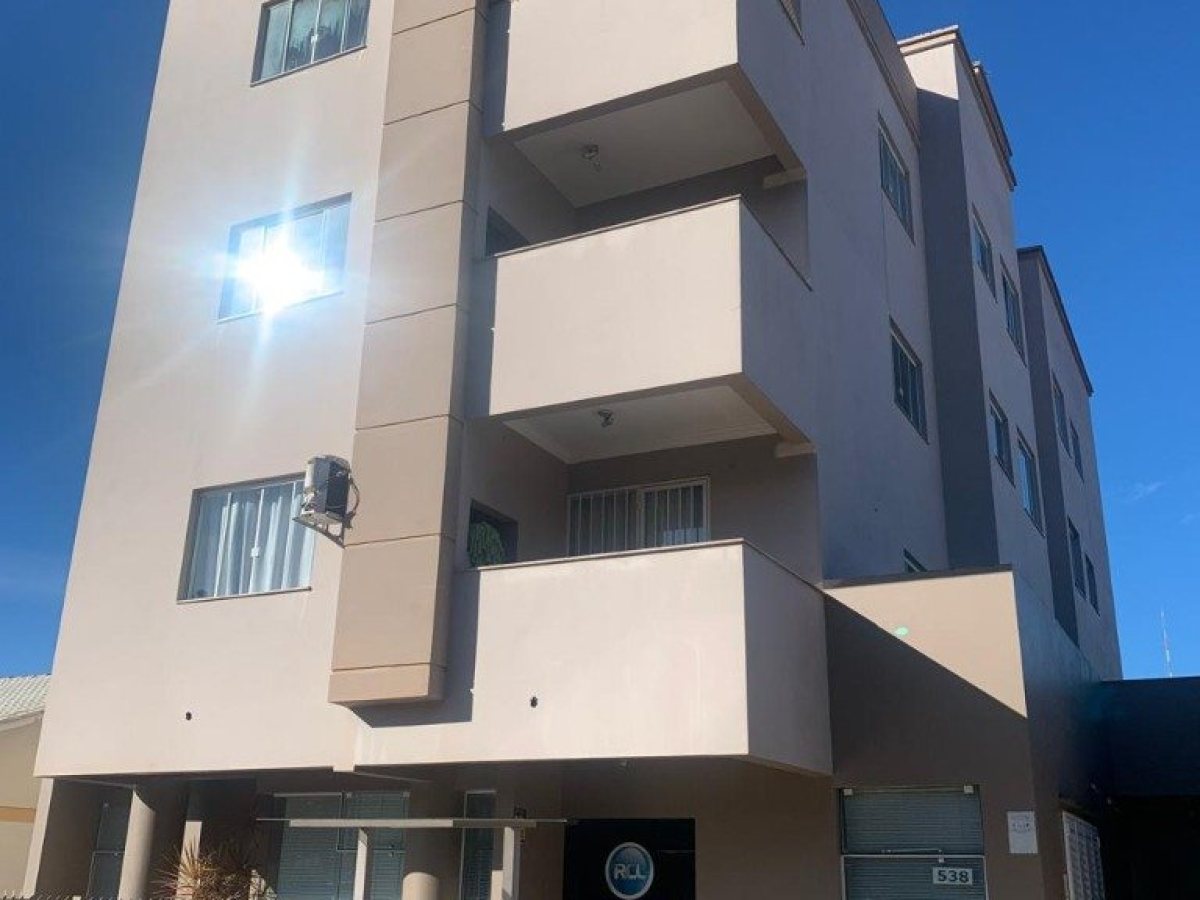 Apartamento com 80m², 2 dormitórios, Nao suíte, 1 vaga, no bairro Bosque em Marau