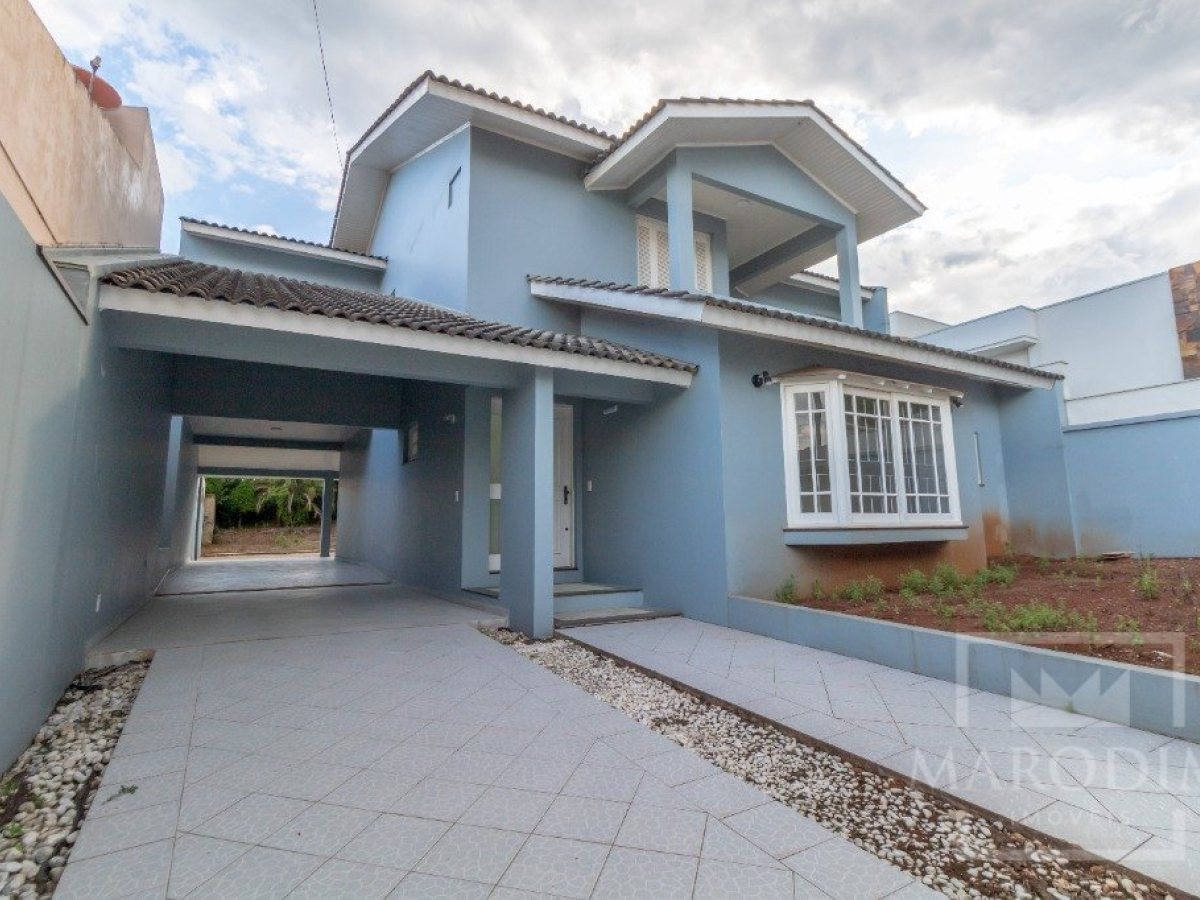 Casa com 293m², 3 dormitórios, Sim suíte, 3 vagas, no bairro Bosque em Marau