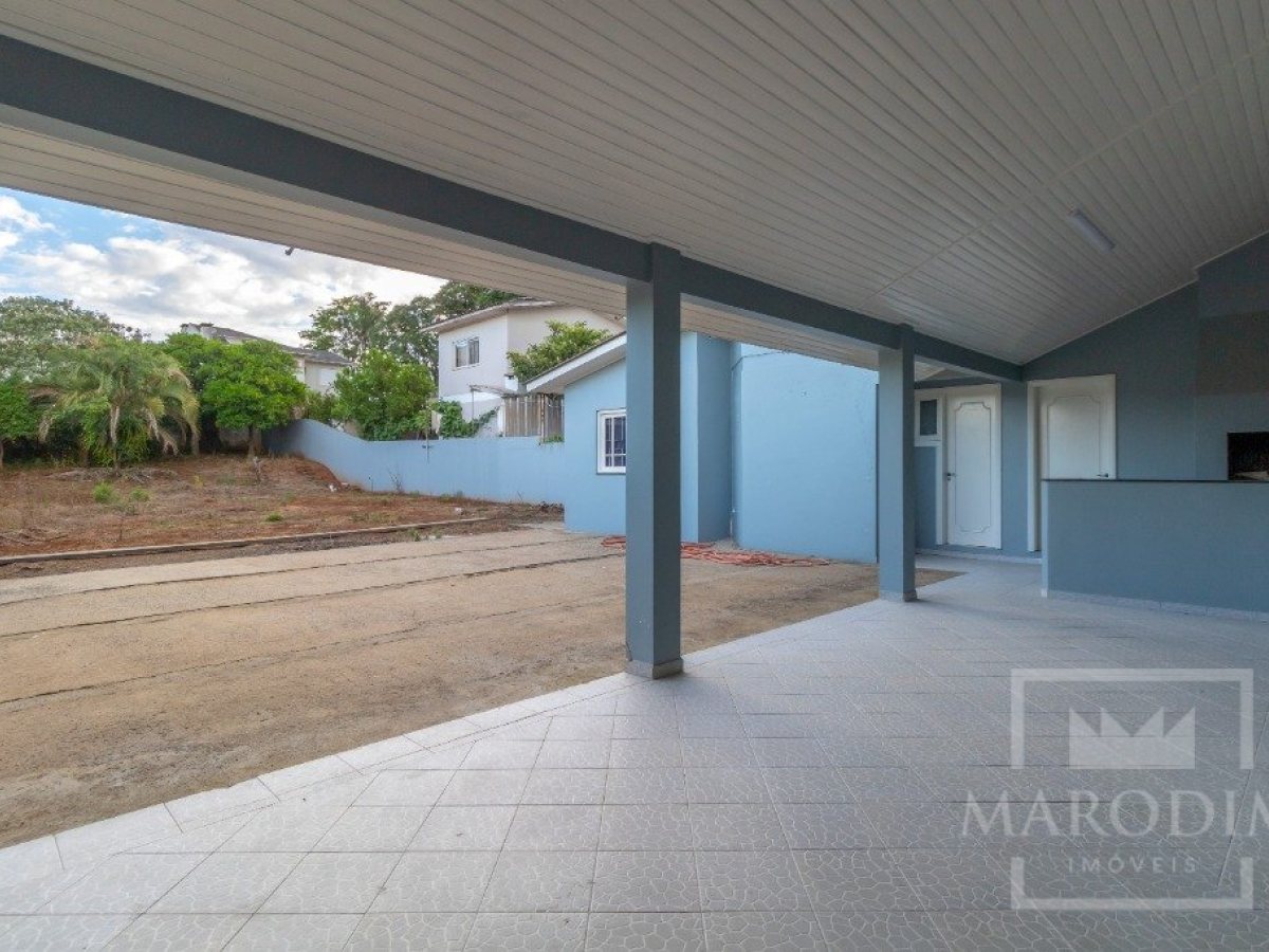 Casa com 293m², 3 dormitórios, Sim suíte, 3 vagas, no bairro Bosque em Marau