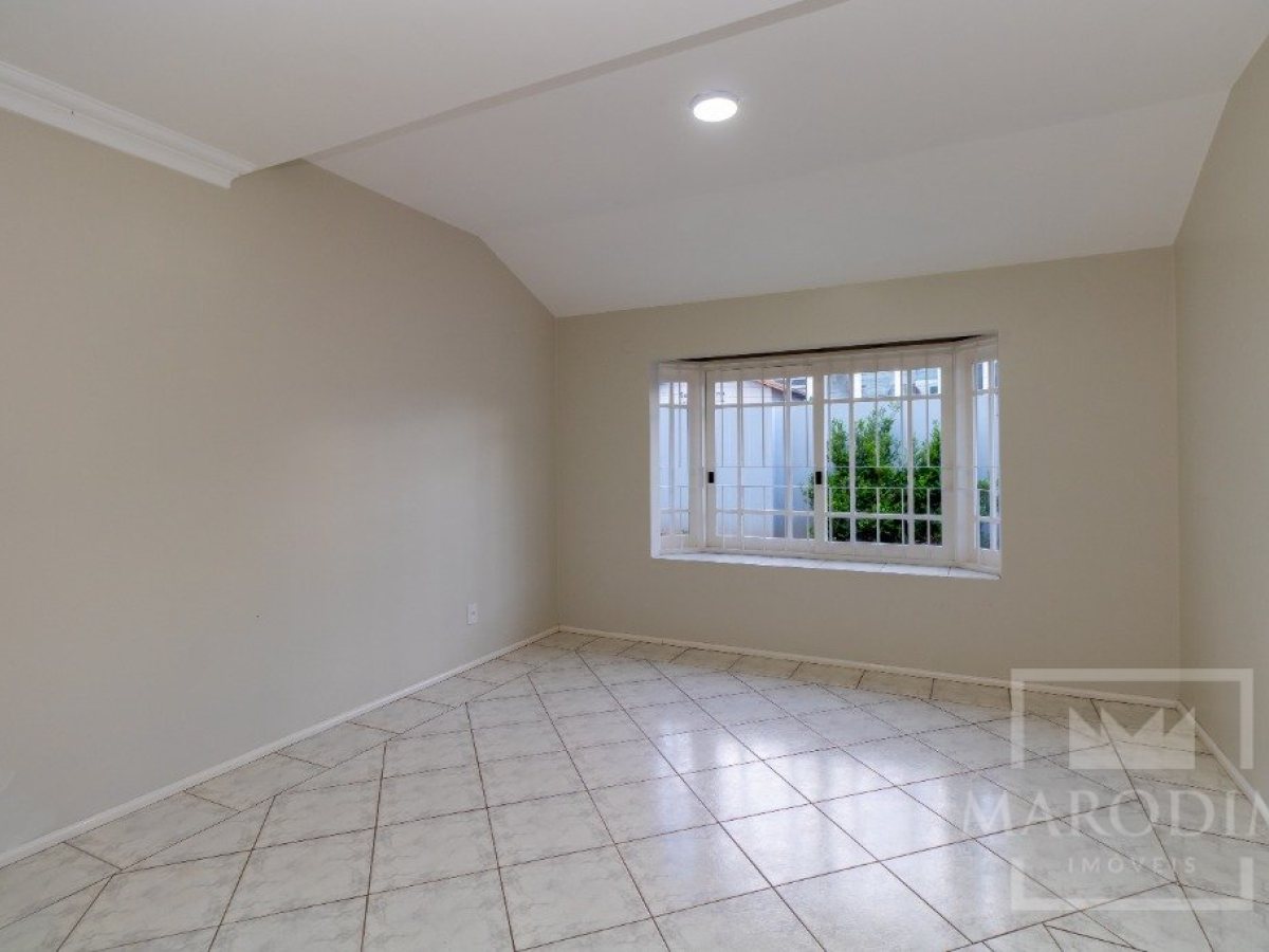 Casa com 293m², 3 dormitórios, Sim suíte, 3 vagas, no bairro Bosque em Marau