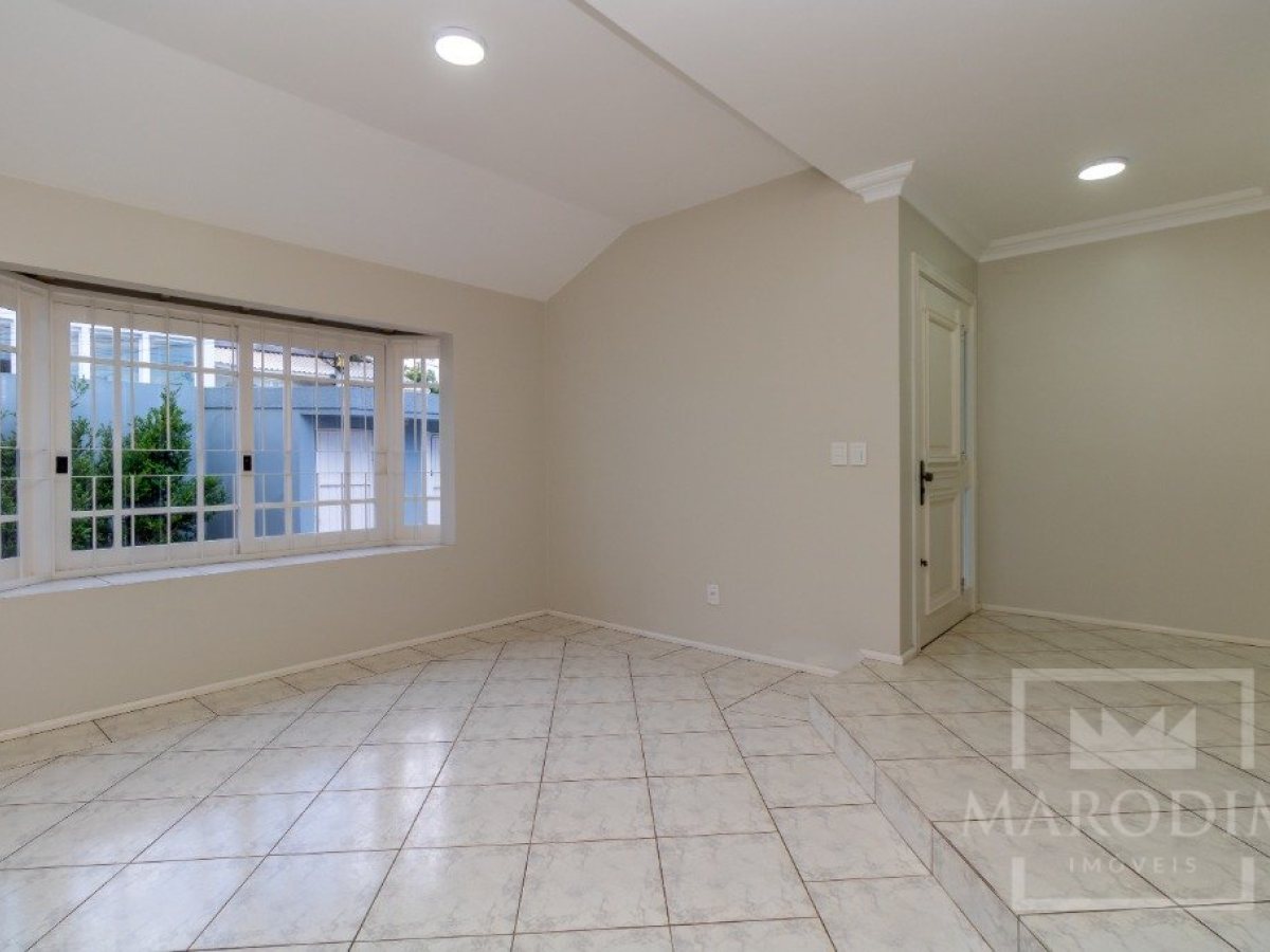 Casa com 293m², 3 dormitórios, Sim suíte, 3 vagas, no bairro Bosque em Marau