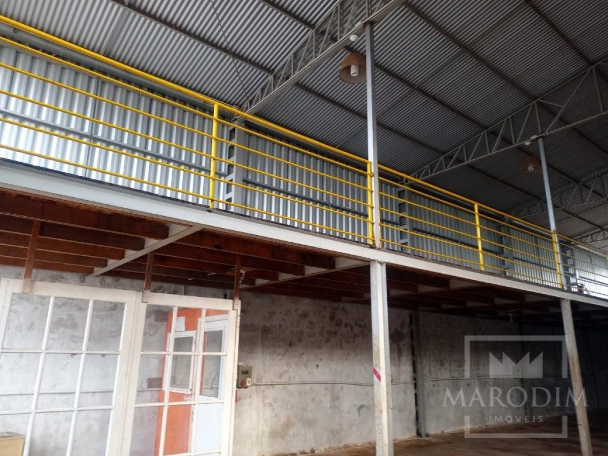Pavilhão com 250m², Nao suíte, no bairro São José  Operário em Marau
