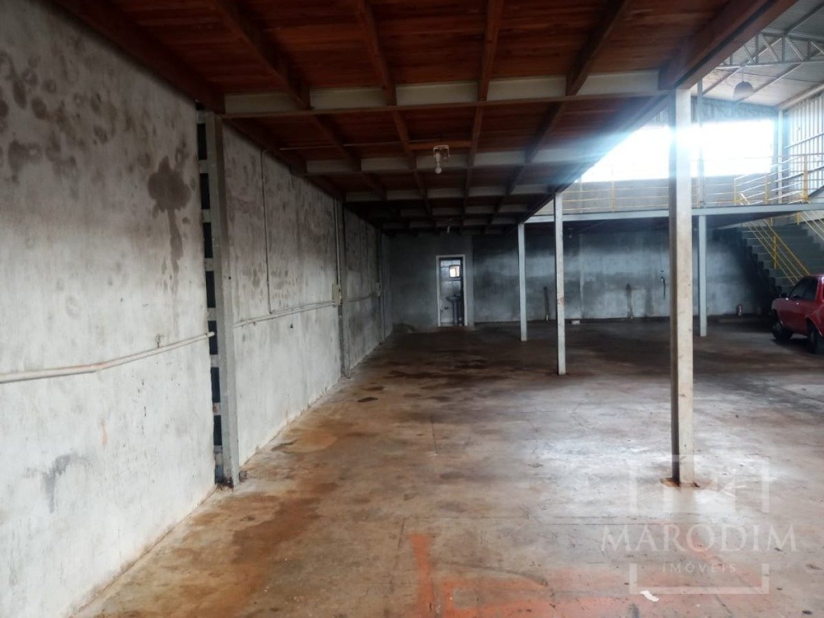 Pavilhão com 250m², Nao suíte, no bairro São José  Operário em Marau