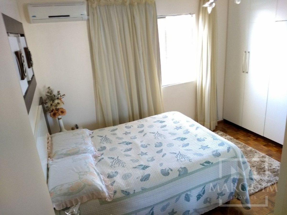 Apartamento com 71m², 2 dormitórios, Nao suíte, 1 vaga, no bairro Centro em Marau