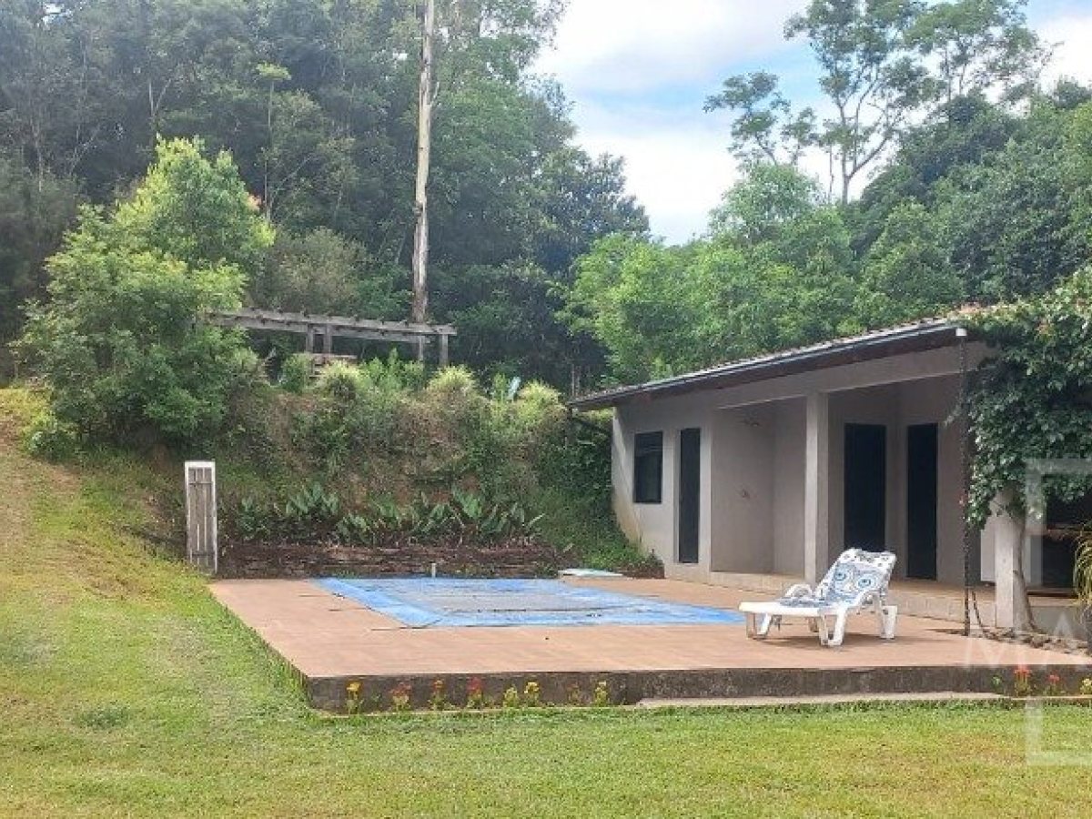 Chácara com 40m², 1 dormitório, Nao suíte, no bairro Interior em Marau