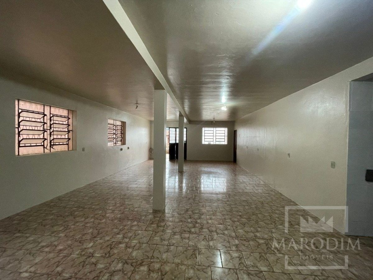 Salas/Conjuntos com 90m², Nao suíte, no bairro Vila Rigo em Marau