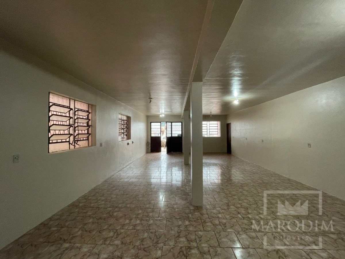 Salas/Conjuntos com 90m², Nao suíte, no bairro Vila Rigo em Marau