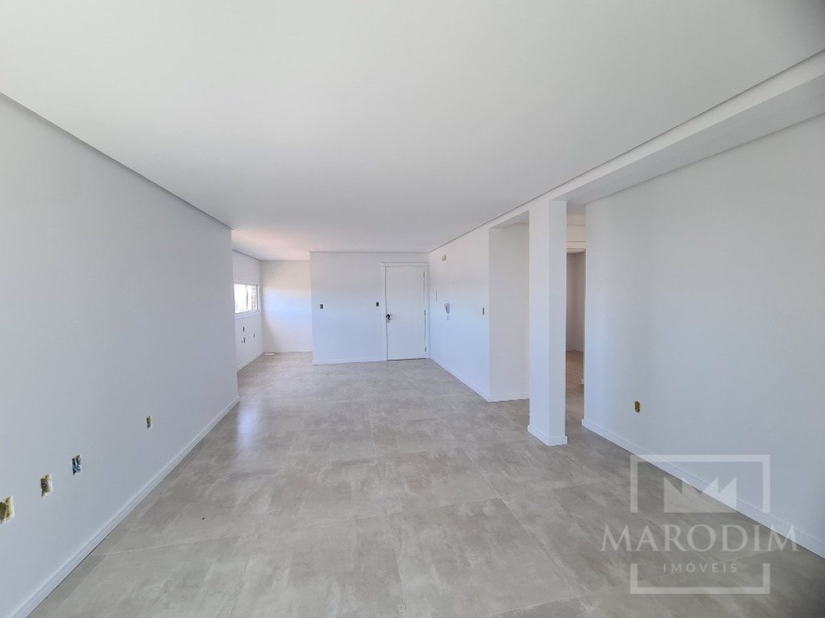 Apartamento com 78m², 2 dormitórios, Nao suíte, 2 vagas, no bairro Centro em Marau