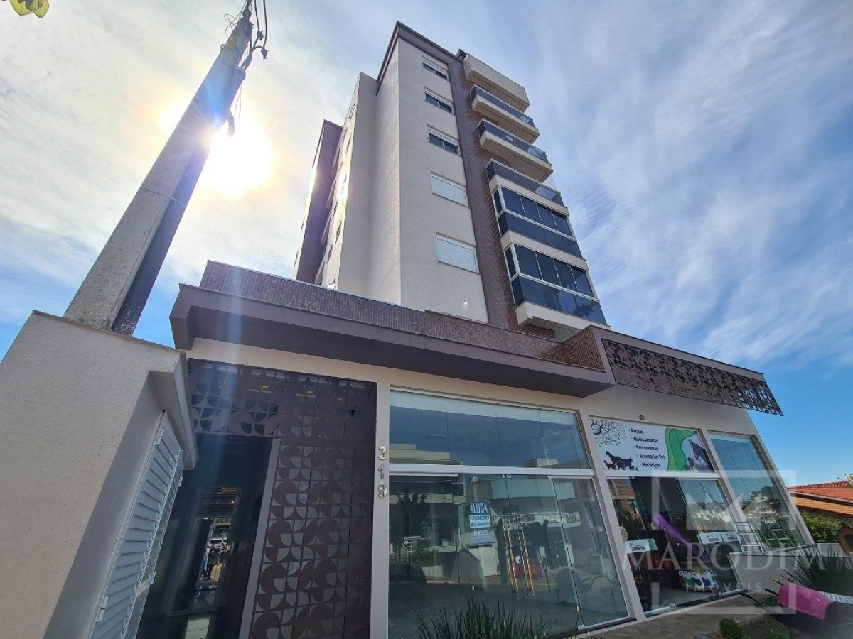 Apartamento com 78m², 2 dormitórios, Nao suíte, 2 vagas, no bairro Centro em Marau