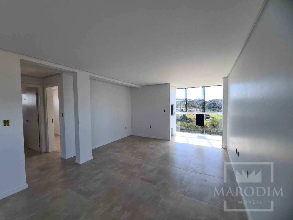 Apartamento com 78m², 2 dormitórios, Nao suíte, 2 vagas, no bairro Centro em Marau