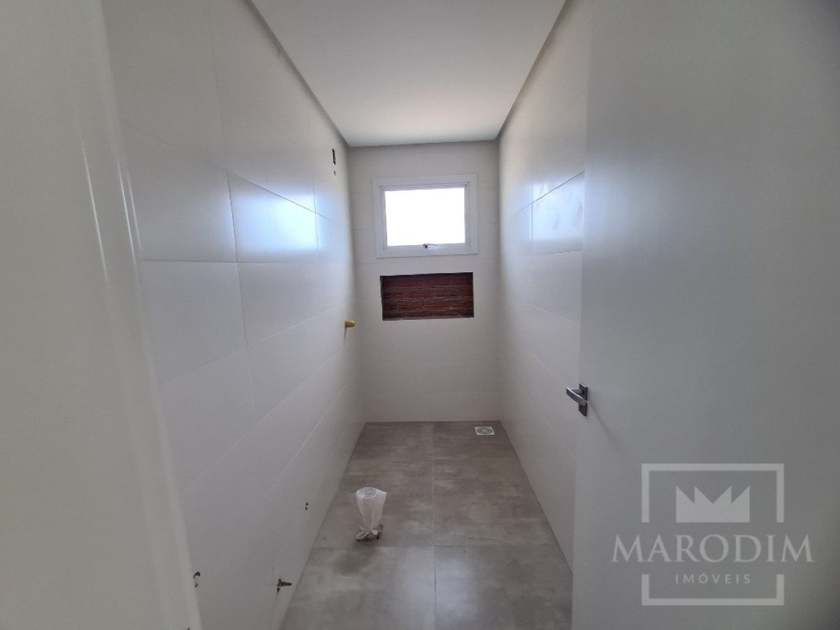 Apartamento com 78m², 2 dormitórios, Nao suíte, 2 vagas, no bairro Centro em Marau