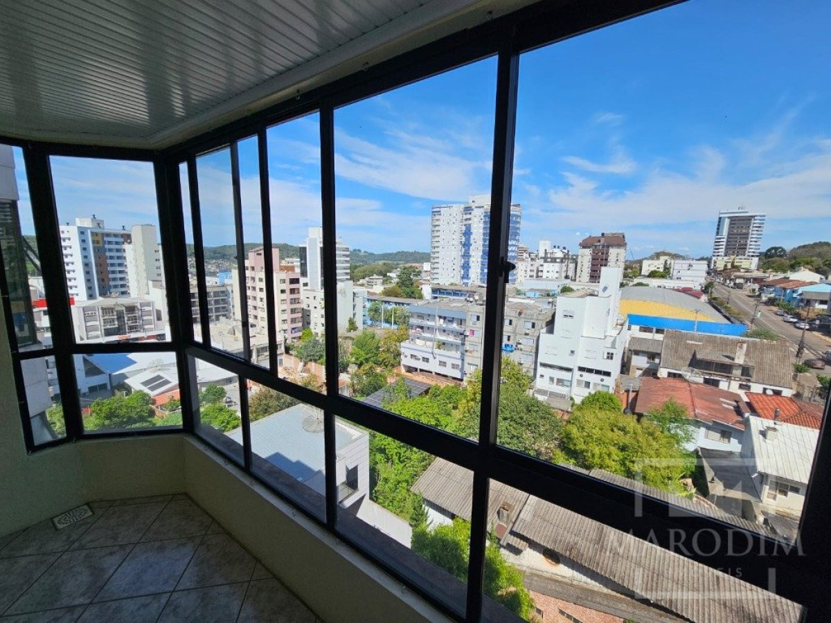 Apartamento com 123m², 3 dormitórios, Sim suíte, 1 vaga, no bairro Centro em Marau