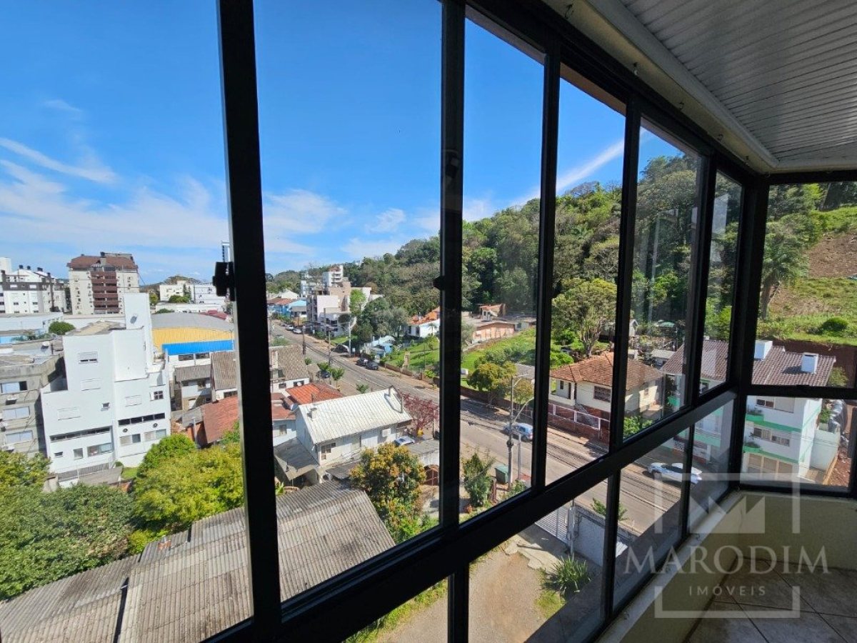 Apartamento com 123m², 3 dormitórios, Sim suíte, 1 vaga, no bairro Centro em Marau