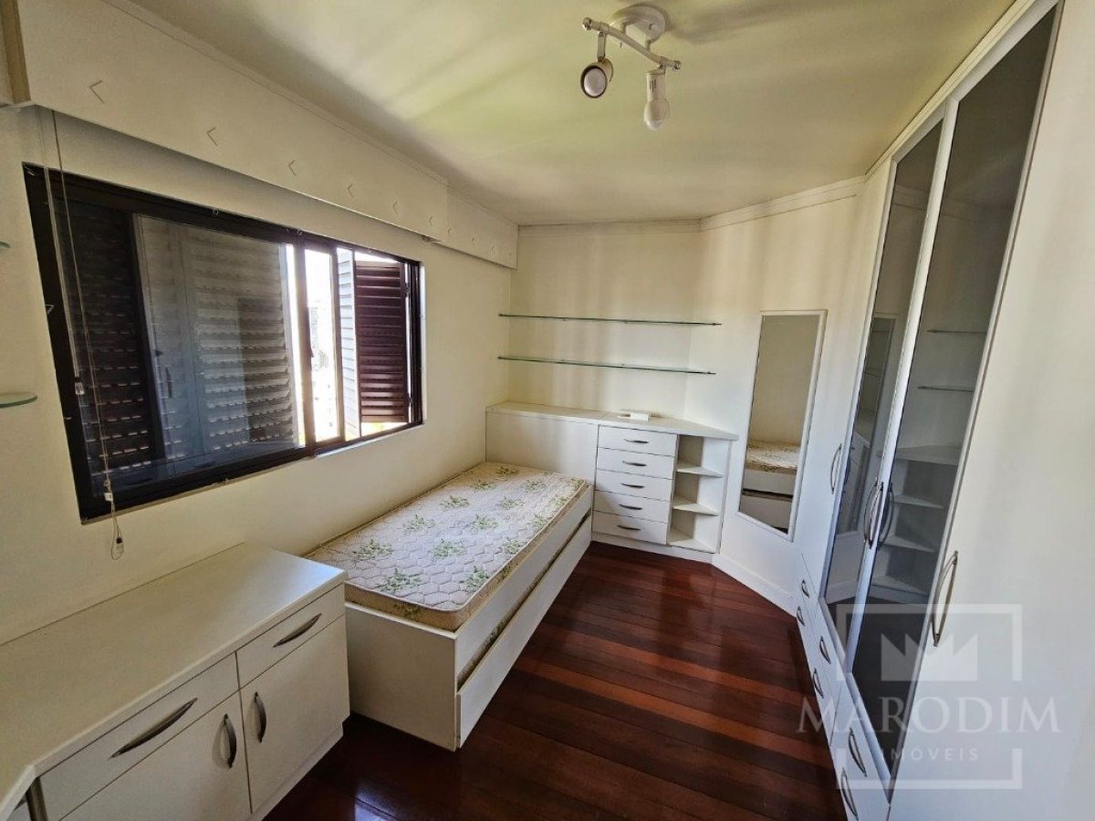 Apartamento com 123m², 3 dormitórios, Sim suíte, 1 vaga, no bairro Centro em Marau