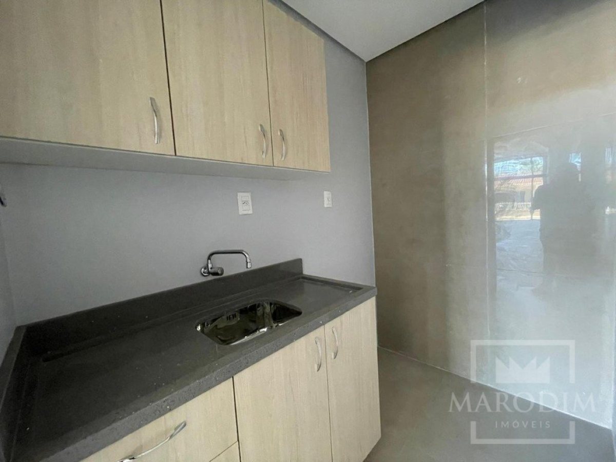 Salas/Conjuntos com 91m², Nao suíte, no bairro Centro em Marau