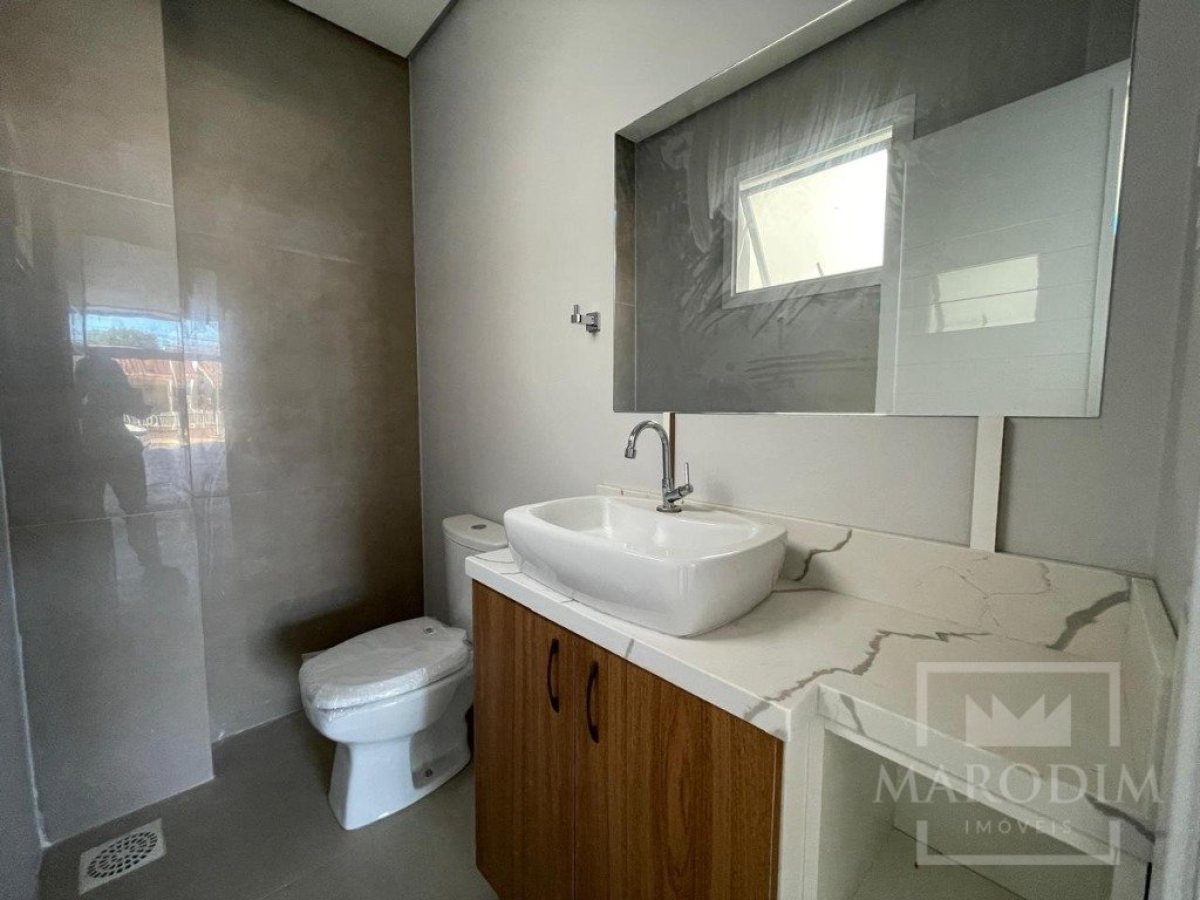 Salas/Conjuntos com 89m², Nao suíte, no bairro Centro em Marau