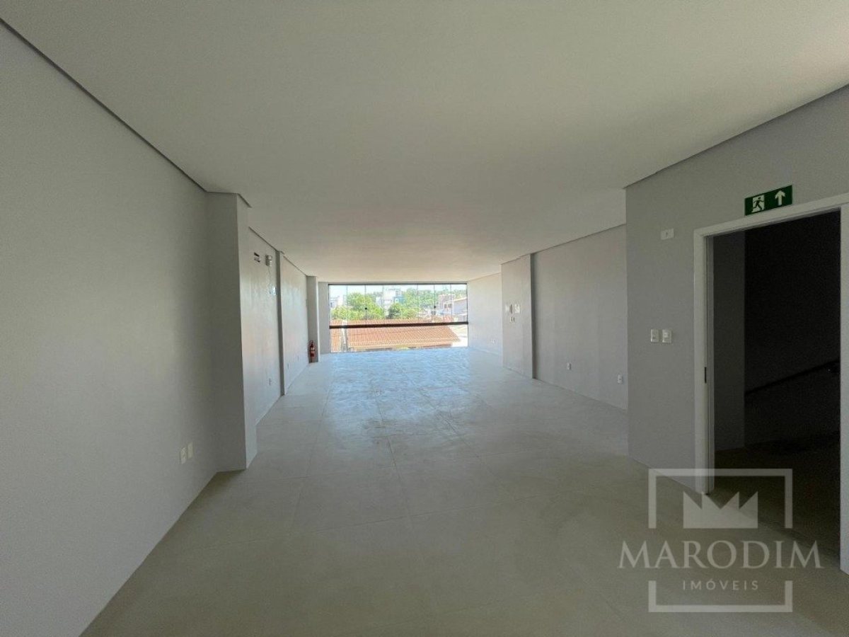 Salas/Conjuntos com 89m², Nao suíte, no bairro Centro em Marau