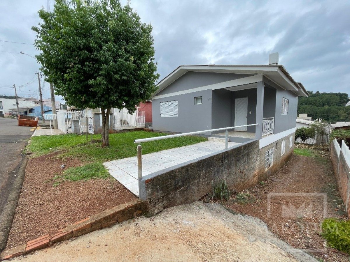 Casa com 168m², 2 dormitórios, Sim suíte, no bairro Santa Rita em Marau