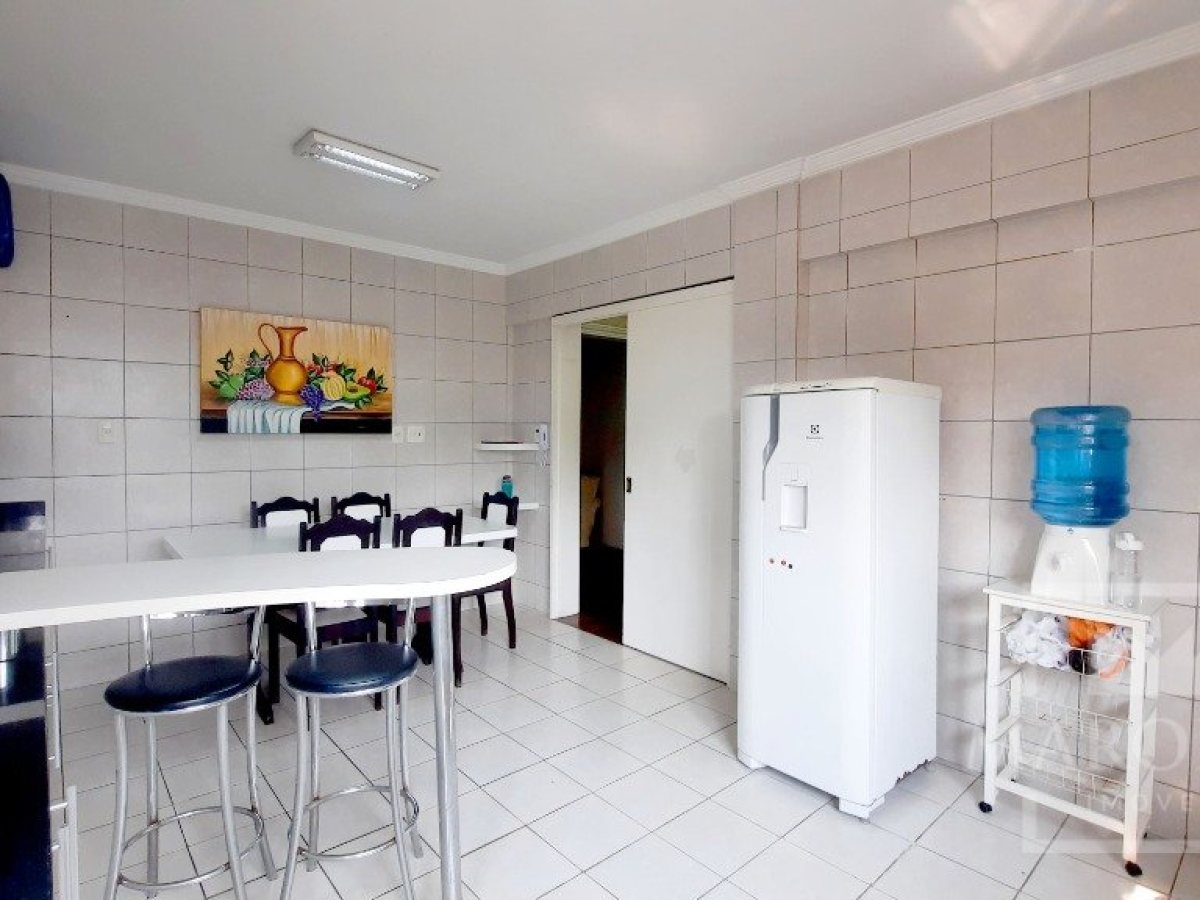 Apartamento com 118m², 3 dormitórios, Sim suíte, 1 vaga, no bairro Centro em Marau