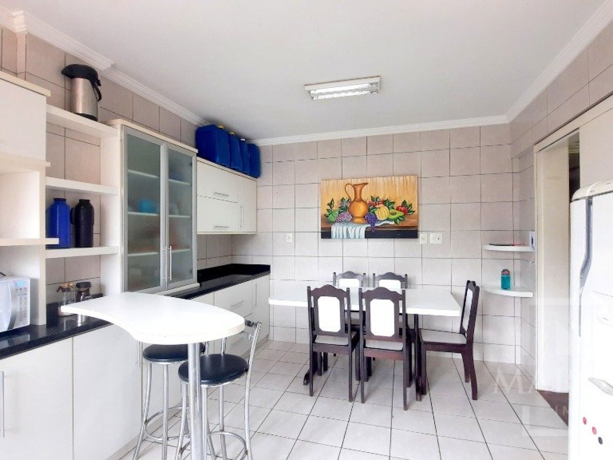 Apartamento com 118m², 3 dormitórios, Sim suíte, 1 vaga, no bairro Centro em Marau