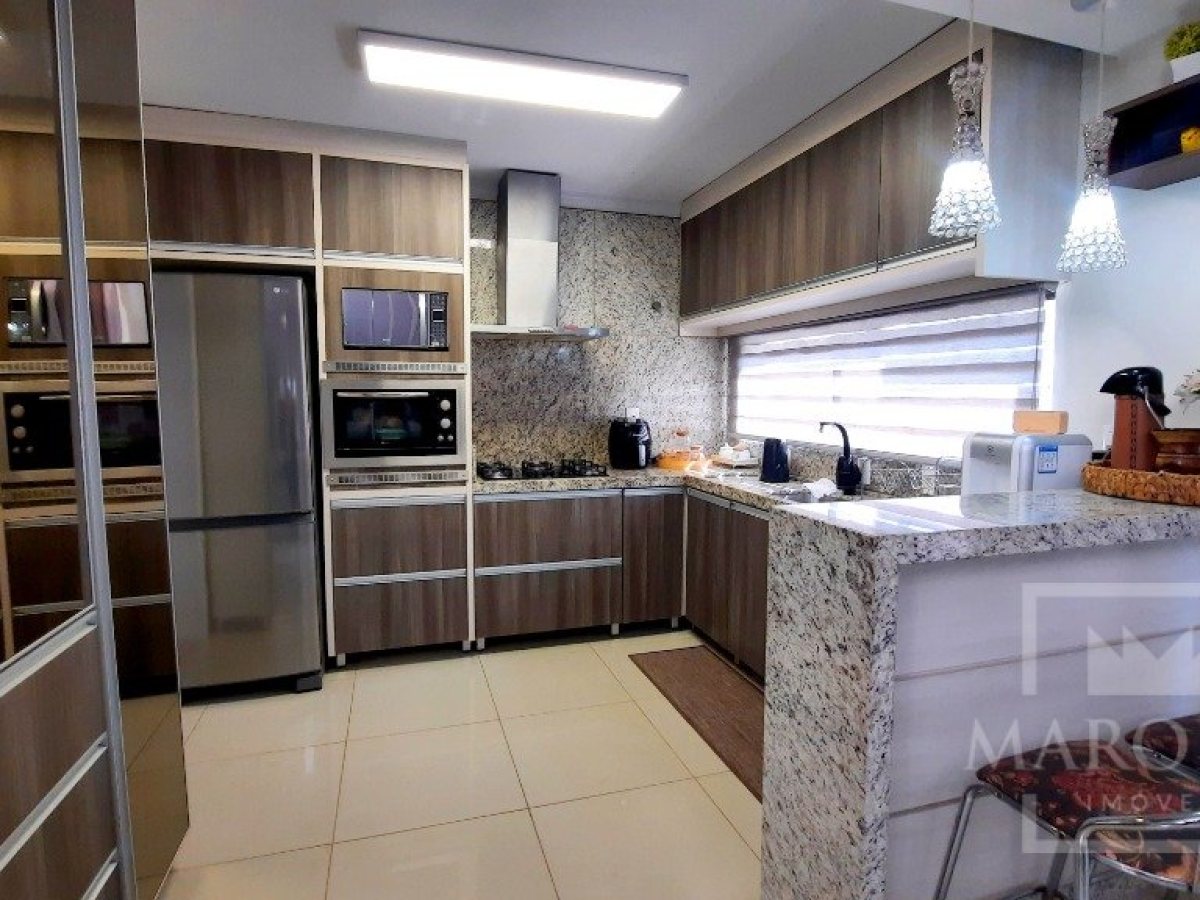 Casa com 198m², 3 dormitórios, Sim suíte, 2 vagas, no bairro Sao Cristóvao em Marau