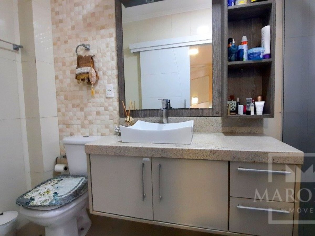 Casa com 198m², 3 dormitórios, Sim suíte, 2 vagas, no bairro Sao Cristóvao em Marau