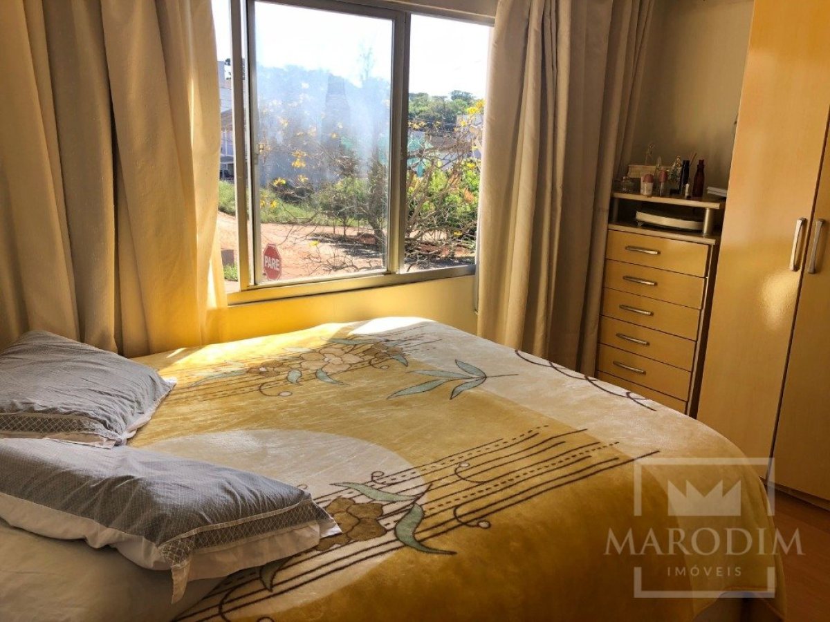 Casa com 129m², 3 dormitórios, Nao suíte, 2 vagas, no bairro Borges de Medeiros em Marau