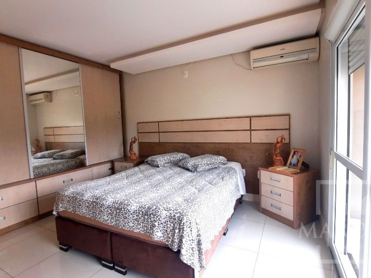 Casa com 302m², 6 dormitórios, Sim suíte, 5 vagas, no bairro Casa Com 2 Moradia em Marau