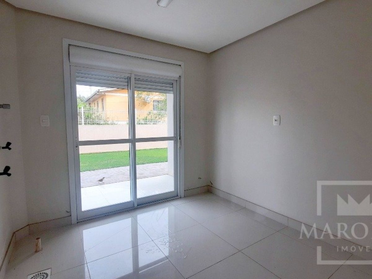 Casa com 302m², 6 dormitórios, Sim suíte, 5 vagas, no bairro Casa Com 2 Moradia em Marau