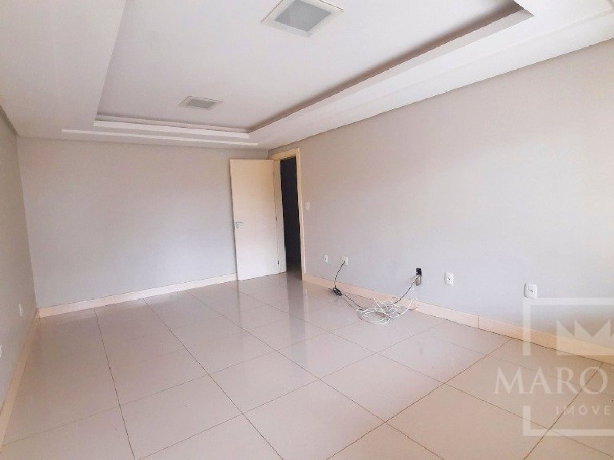 Casa com 302m², 6 dormitórios, Sim suíte, 5 vagas, no bairro Casa Com 2 Moradia em Marau