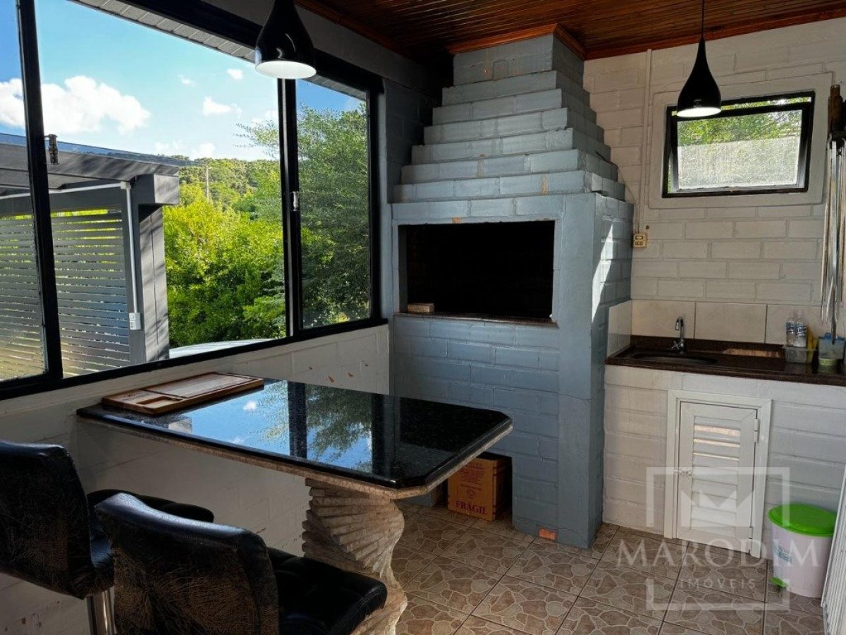 Sítio com 85m², 3 dormitórios, Nao suíte, 2 vagas, no bairro Barragem Capingui em Marau