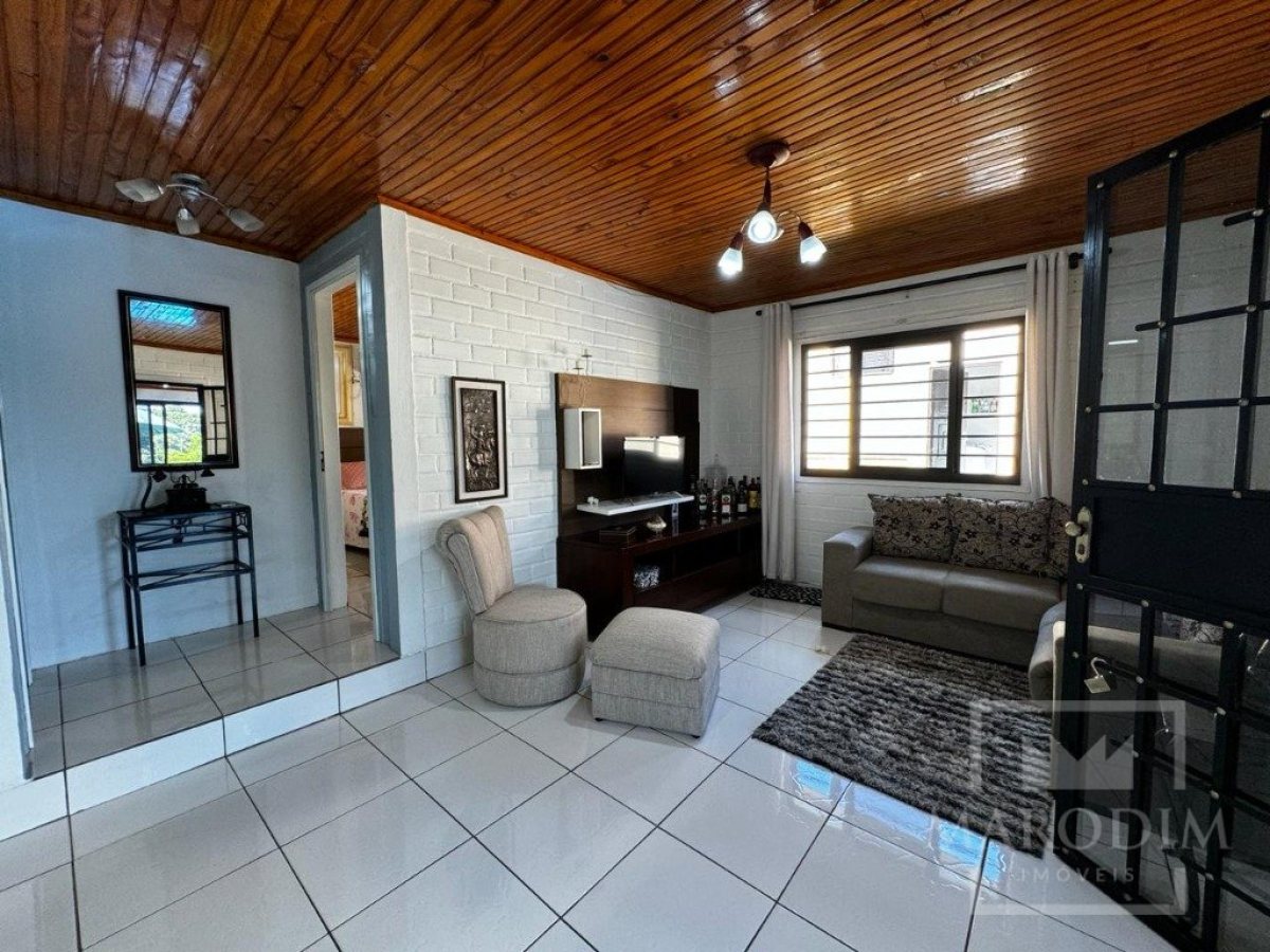 Sítio com 85m², 3 dormitórios, Nao suíte, 2 vagas, no bairro Barragem Capingui em Marau