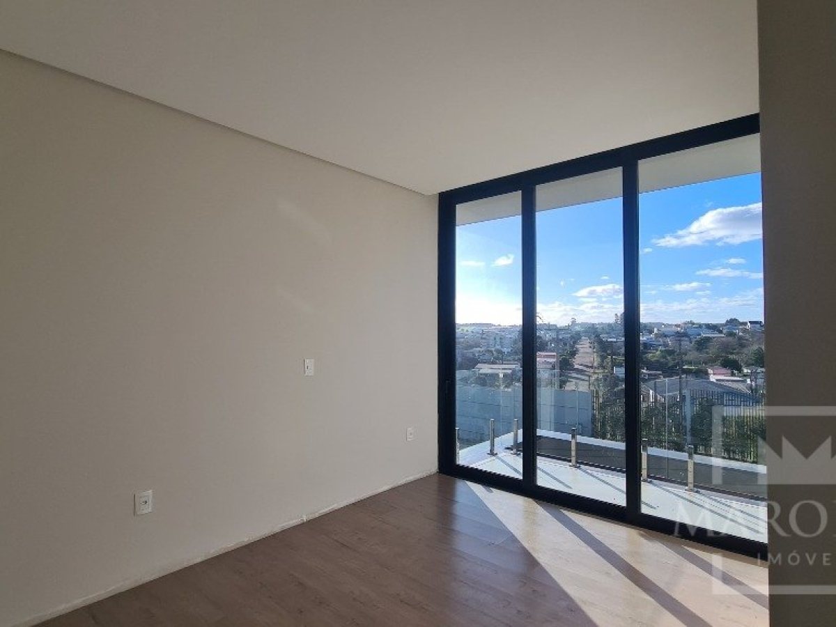 Casa com 265m², 3 dormitórios, Nao suíte, 2 vagas, no bairro Rodovia ERS 324 em Marau