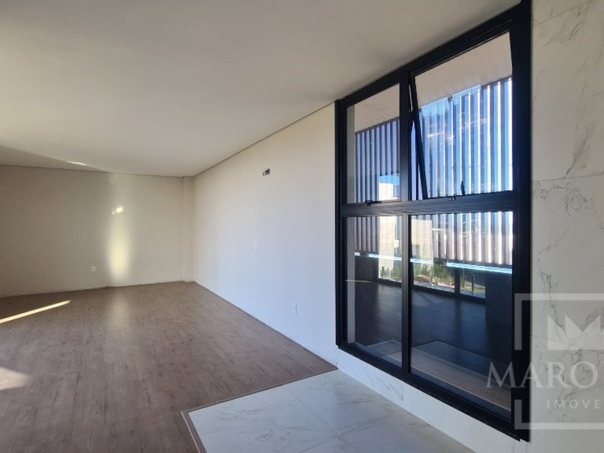 Casa com 265m², 3 dormitórios, Nao suíte, 2 vagas, no bairro Rodovia ERS 324 em Marau
