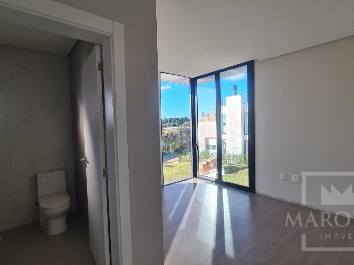Casa com 265m², 3 dormitórios, Nao suíte, 2 vagas, no bairro Rodovia ERS 324 em Marau