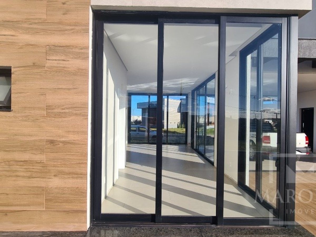 Casa com 265m², 3 dormitórios, Nao suíte, 2 vagas, no bairro Rodovia ERS 324 em Marau