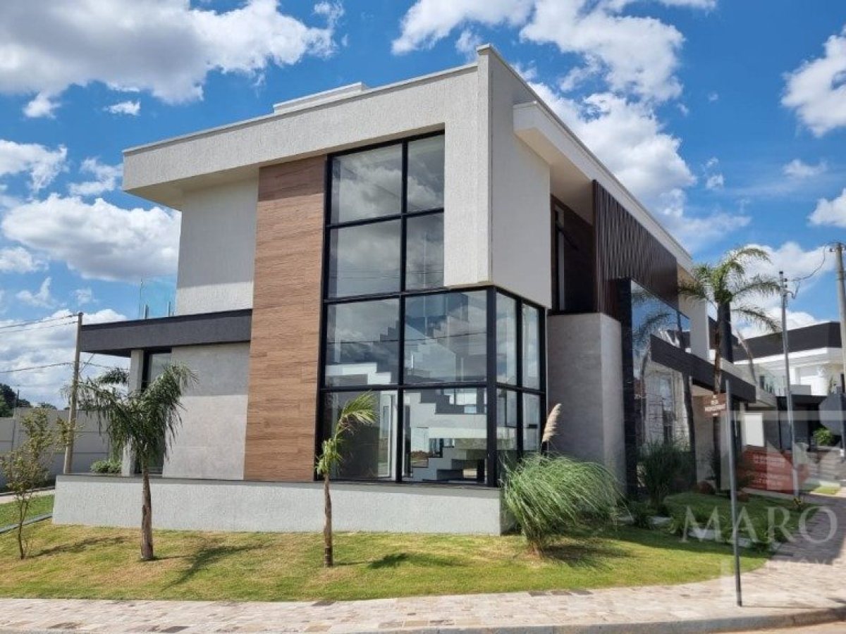 Casa com 265m², 3 dormitórios, Nao suíte, 2 vagas, no bairro Rodovia ERS 324 em Marau