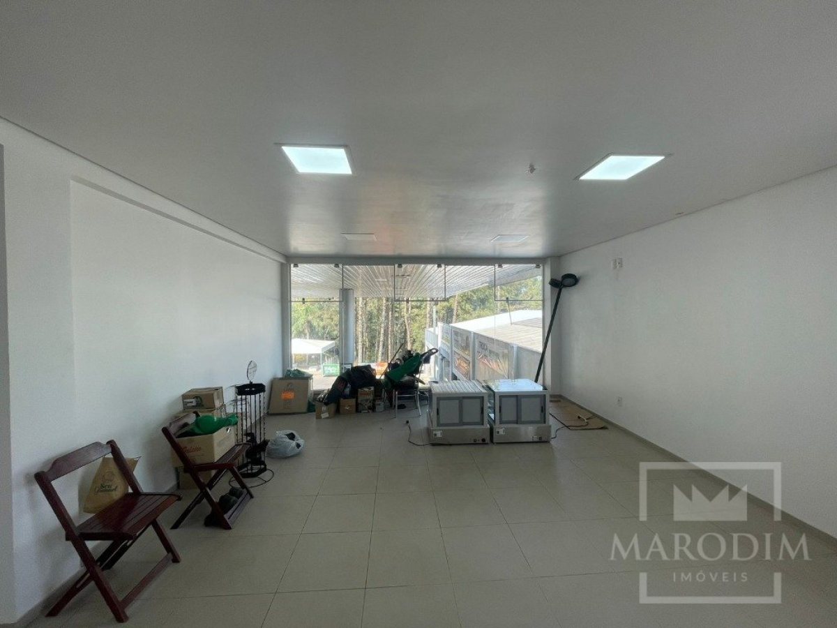 Salas/Conjuntos com 50m², Nao suíte, no bairro São  Cristóvão em Marau