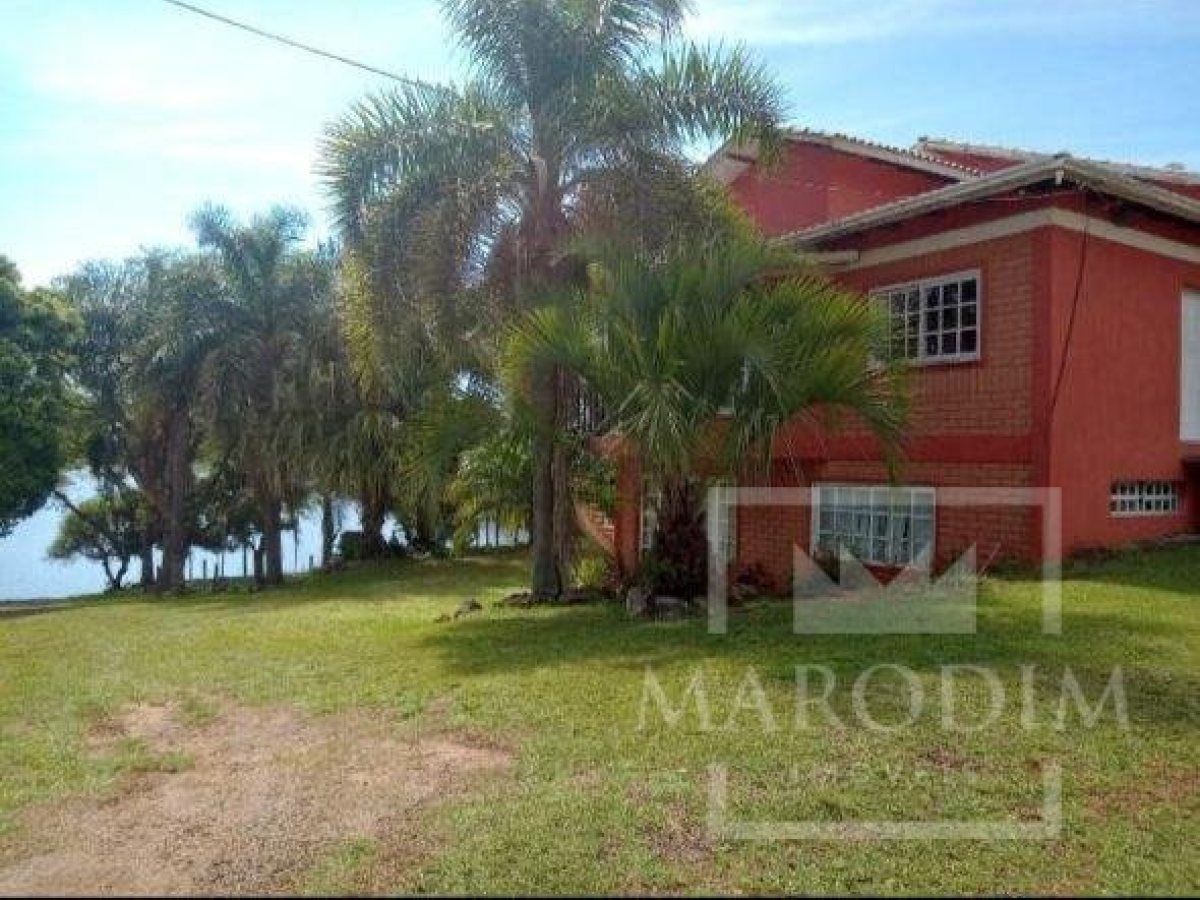 Chácara com 200m², 4 dormitórios, Sim suíte, 2 vagas, no bairro Barragem Capingui em Marau