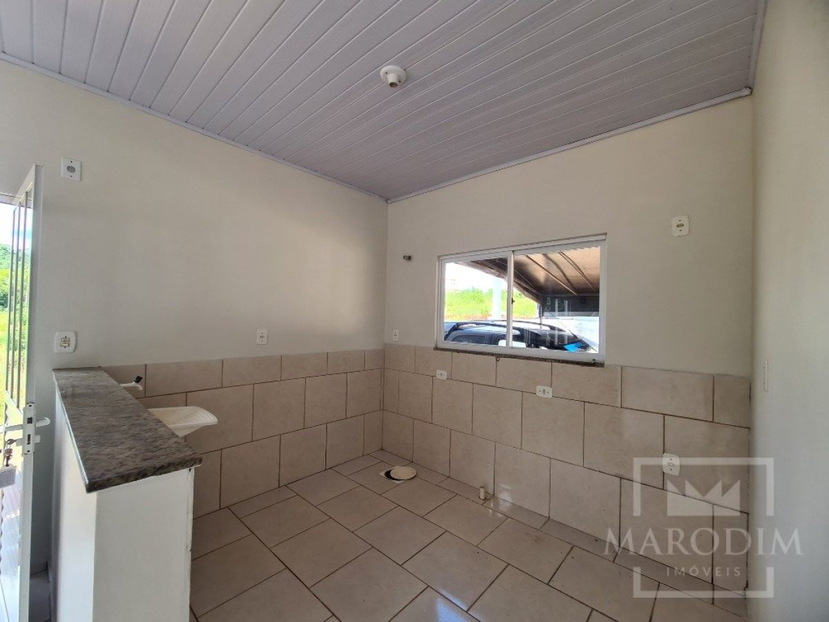 Casa com 52m², 2 dormitórios, Nao suíte, 1 vaga, no bairro Santa Helena em Marau