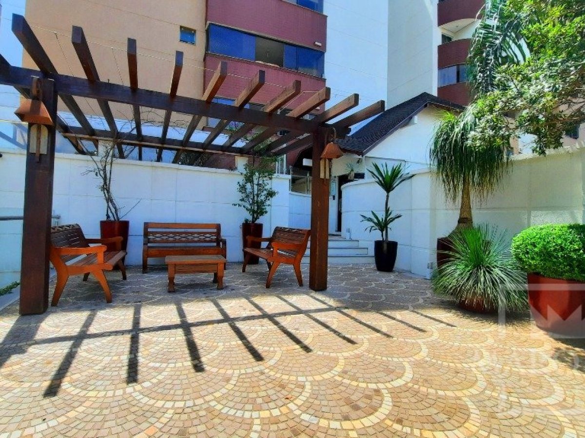 Apartamento com 163m², 3 dormitórios, Sim suíte, 2 vagas, no bairro Centro em Marau