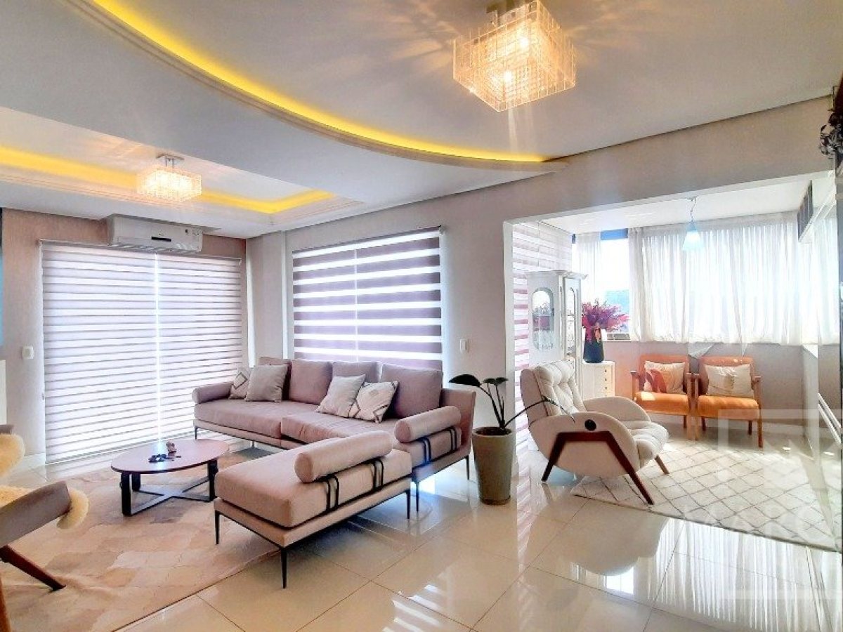 Apartamento com 163m², 3 dormitórios, Sim suíte, 2 vagas, no bairro Centro em Marau