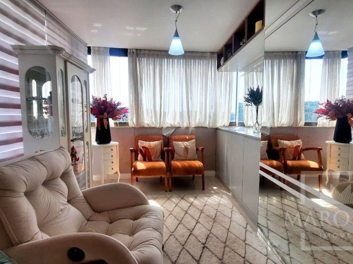 Apartamento com 163m², 3 dormitórios, Sim suíte, 2 vagas, no bairro Centro em Marau