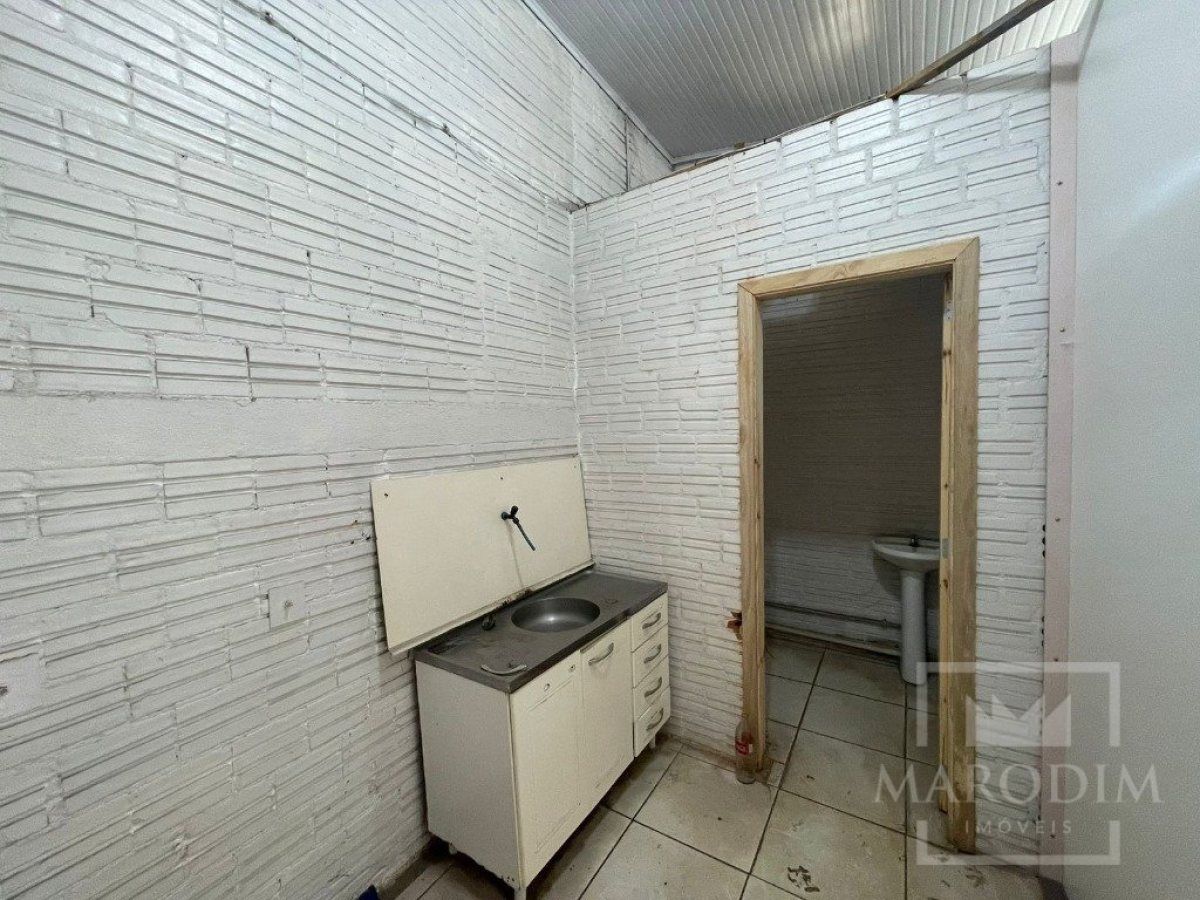 Pavilhão com 480m², Nao suíte, no bairro Loteamento Busnello em Marau