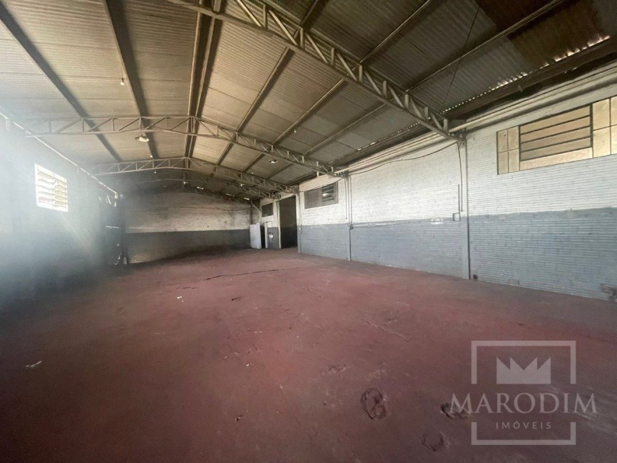 Pavilhão com 480m², Nao suíte, no bairro Loteamento Busnello em Marau