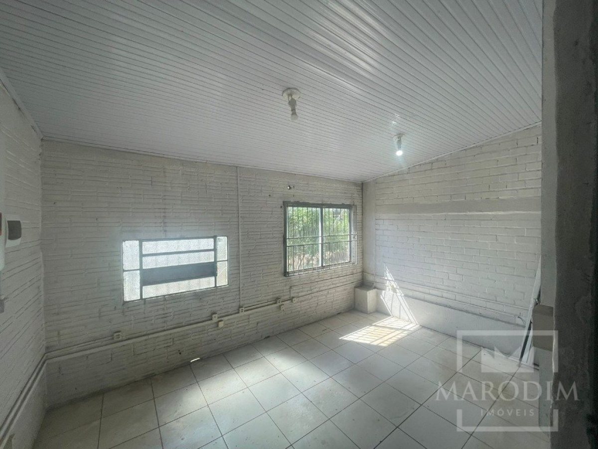 Pavilhão com 480m², Nao suíte, no bairro Loteamento Busnello em Marau