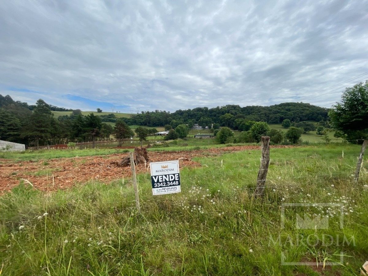 Terreno com 11395m², Nao suíte, no bairro Interior em Marau