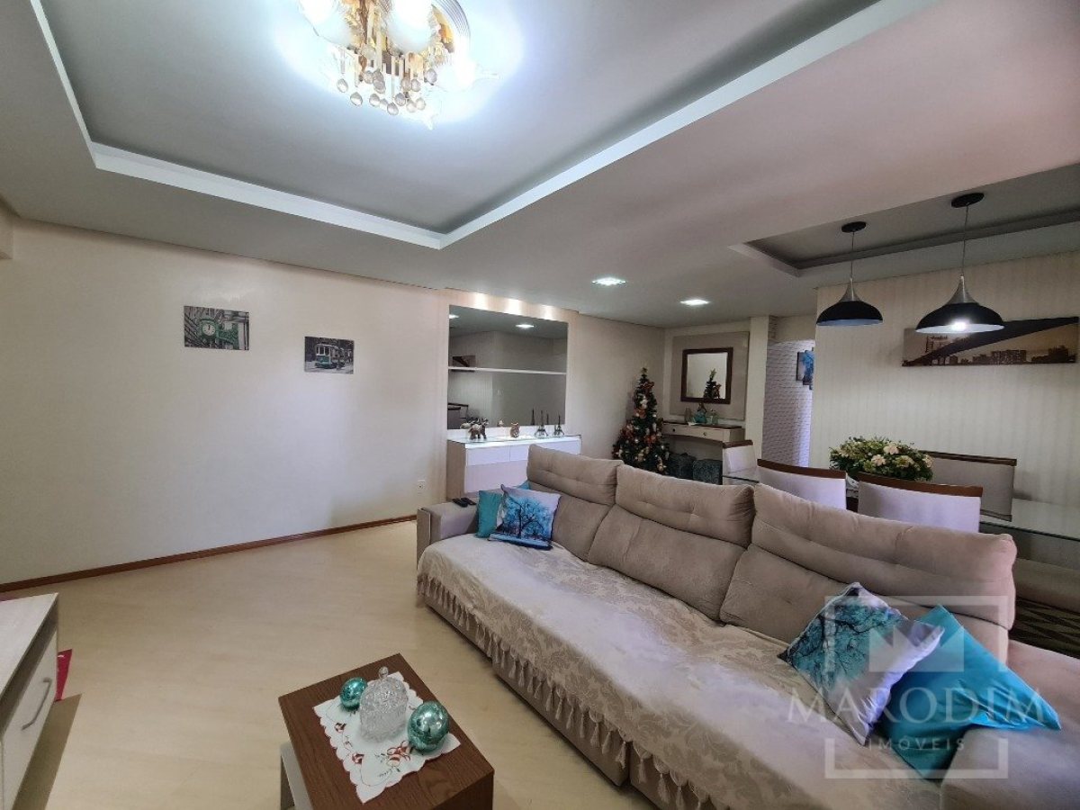 Apartamento com 131m², 3 dormitórios, Sim suíte, 1 vaga, no bairro Centro em Marau