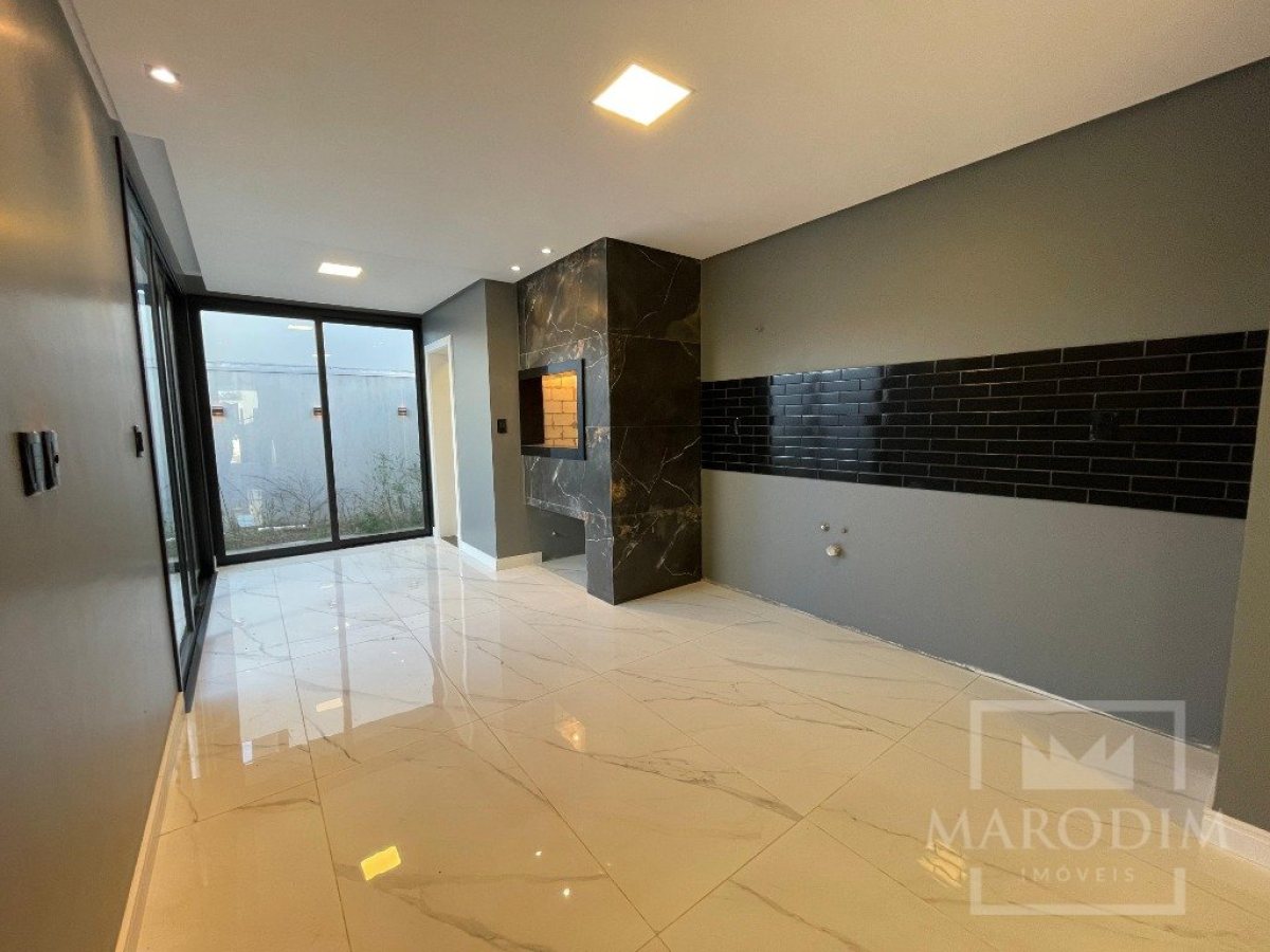 Sobrado com 150m², 2 dormitórios, Nao suíte, 2 vagas, no bairro Loteamento Colina em Marau